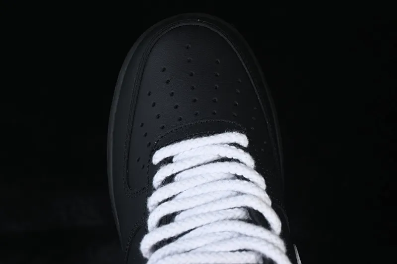 All categories Nk Air Force 1 Air Force series Nk Air Force 1 Low Air Force low top Nike Air Force 1'07 Low Two-dimensional theme Black pattern hook Air Force 1 low-top casual sneakers ZH0316-123